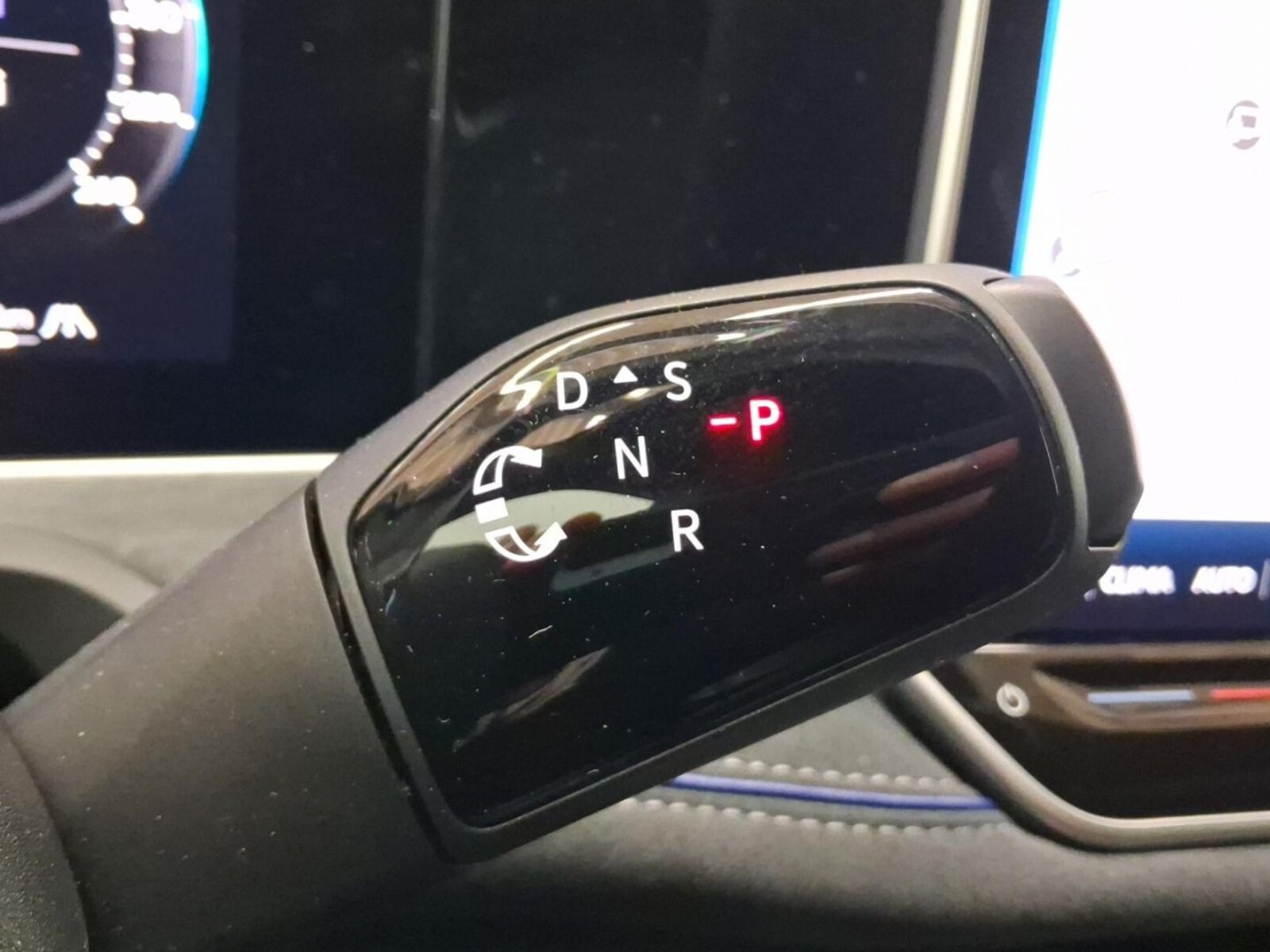 Volkswagen Passat – Bild 11
