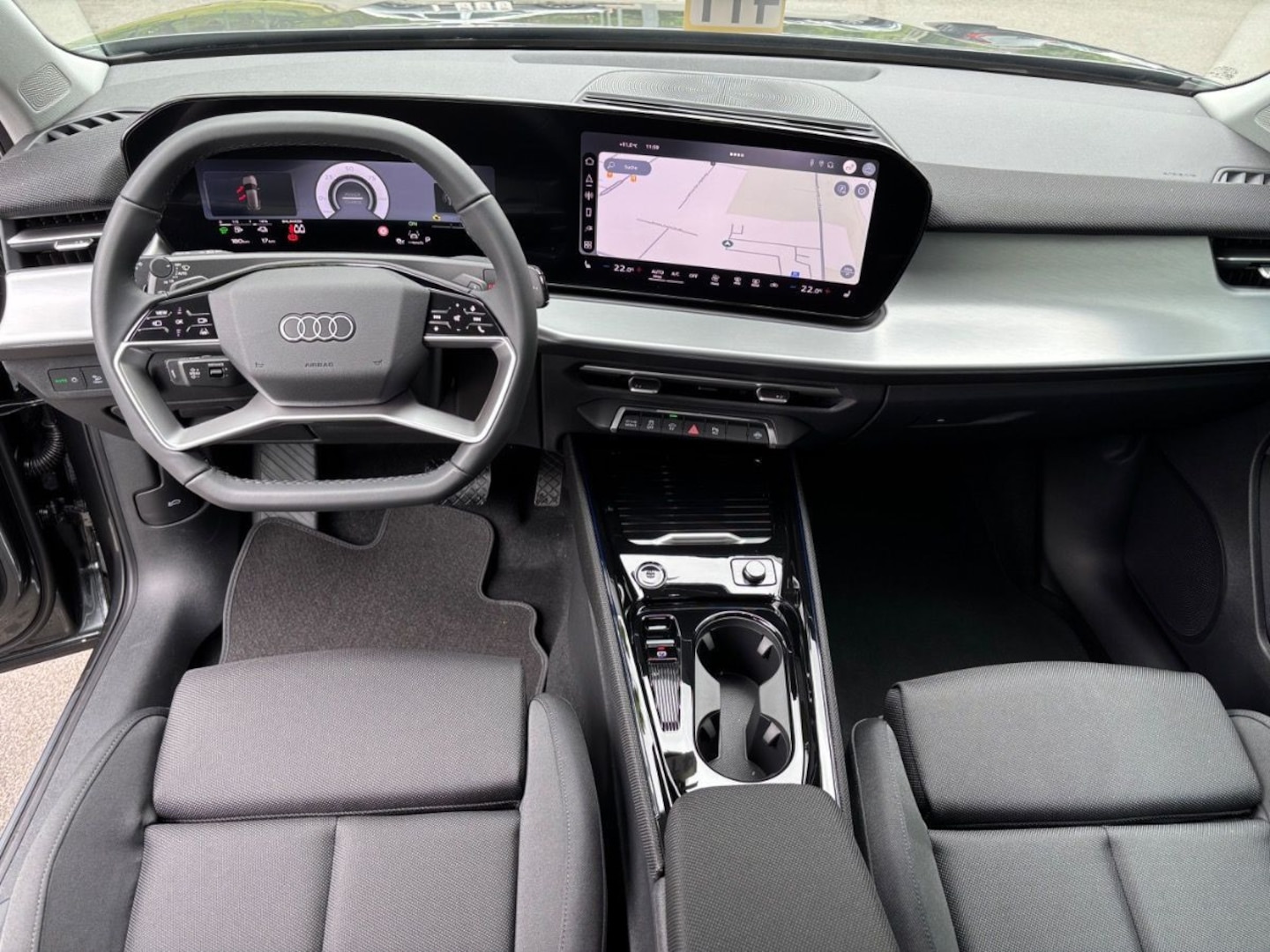 Bild über Audi Q3 SUV e-hybrid e-hybrid 200 kW S tronic - für weitere Informationen kontaktieren Sie den Audi Partner