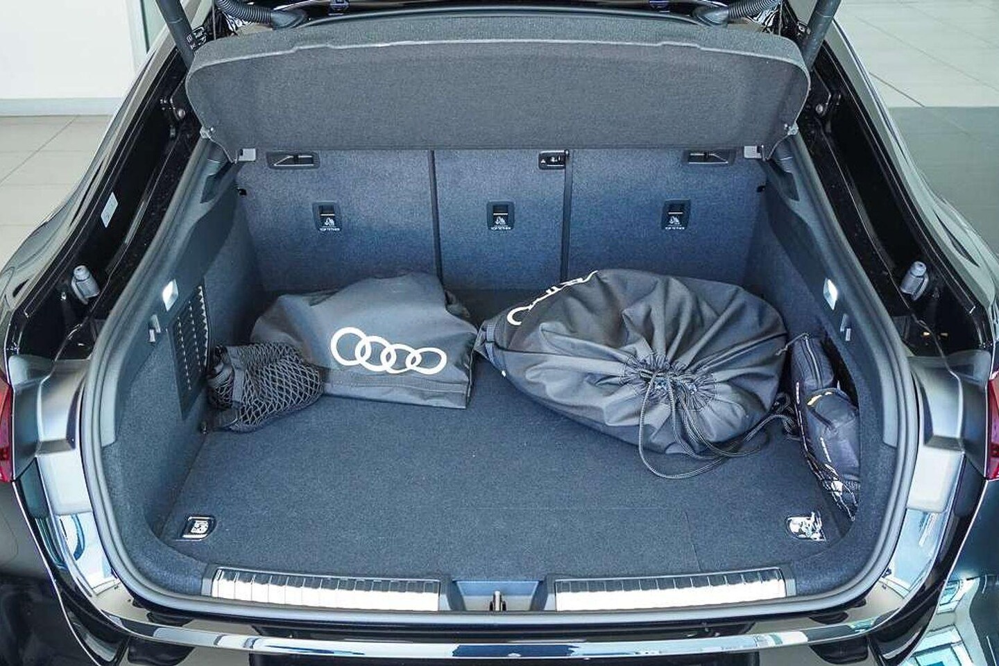 Image about Audi A5 Sedan TFSI e e-hybrid quattro 270 kW S tronic