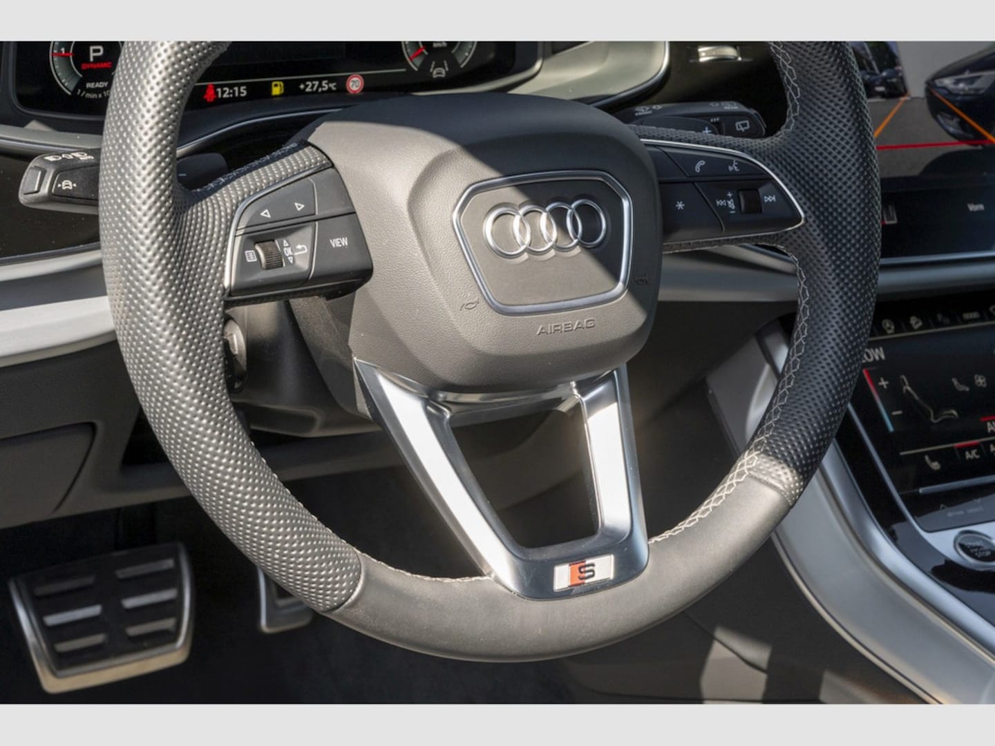 Bild über Audi Q8 SUV 50 TDI quattro tiptronic - für weitere Informationen kontaktieren Sie den Audi Partner