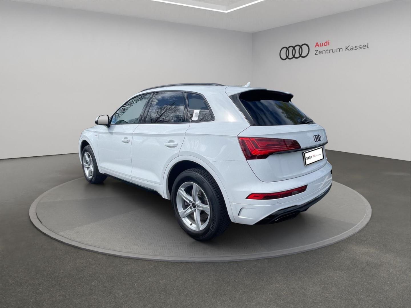 Bild über Audi Q5 40 TDI quattro S tronic - für weitere Informationen kontaktieren Sie den Audi Partner