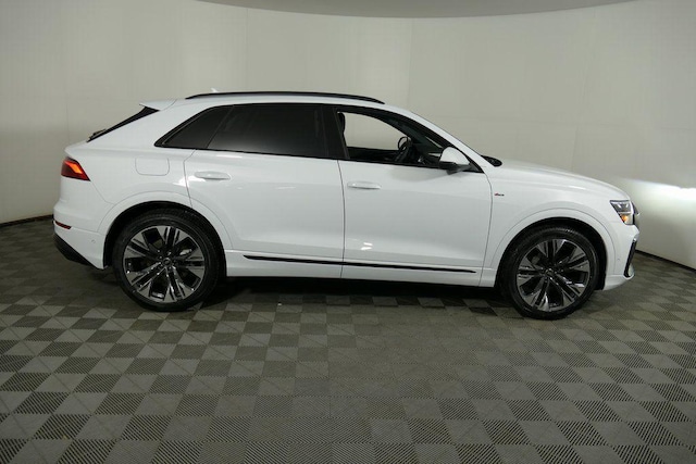 2026 Audi Q8