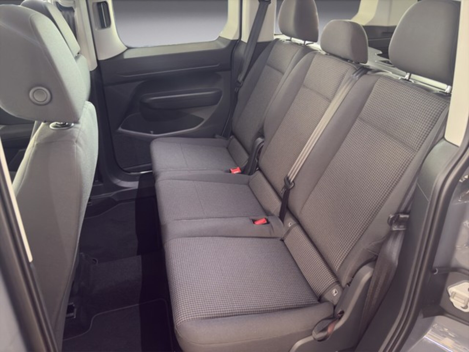 Volkswagen Caddy Basis-Modell