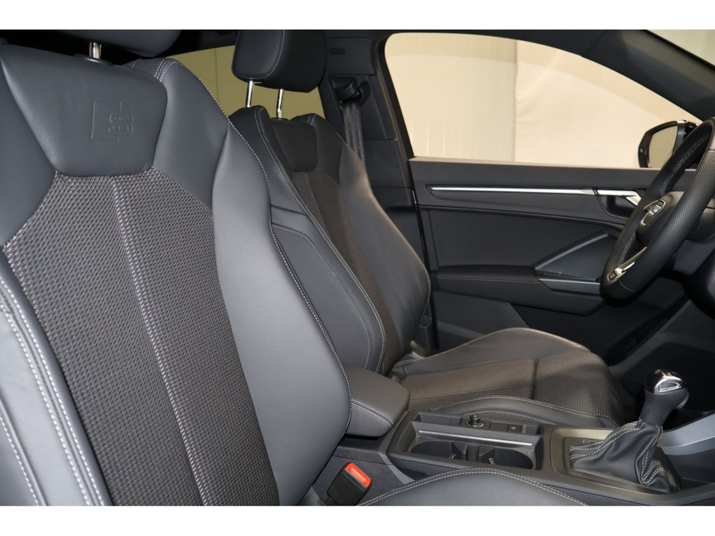 Bild über Audi Q3 Sportback S line 35 TDI S tronic - für weitere Informationen kontaktieren Sie den Audi Partner