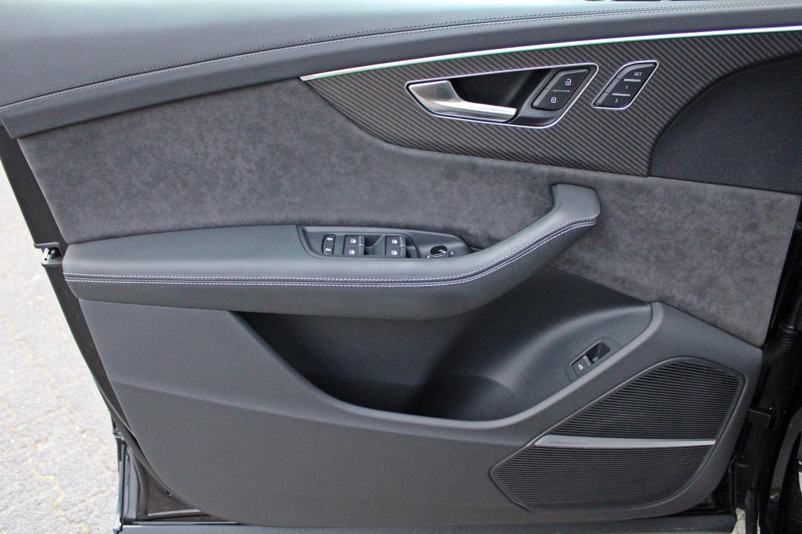 Image about Audi RS Q8 TFSI quattro tiptronic