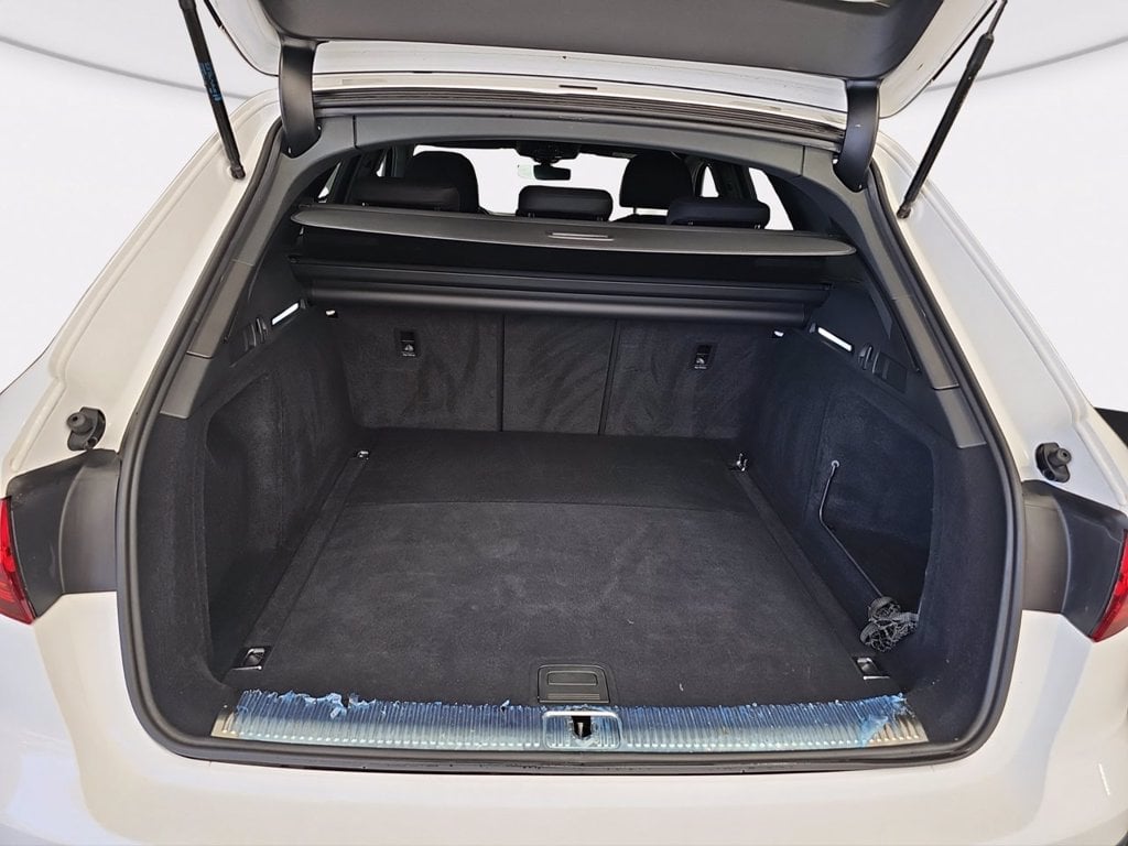 Immagine di Audi A4 allroad quattro Business Evolution 45 TFSI 180 kW (245 PS) S tronic - Vista: for more details contact your dealer