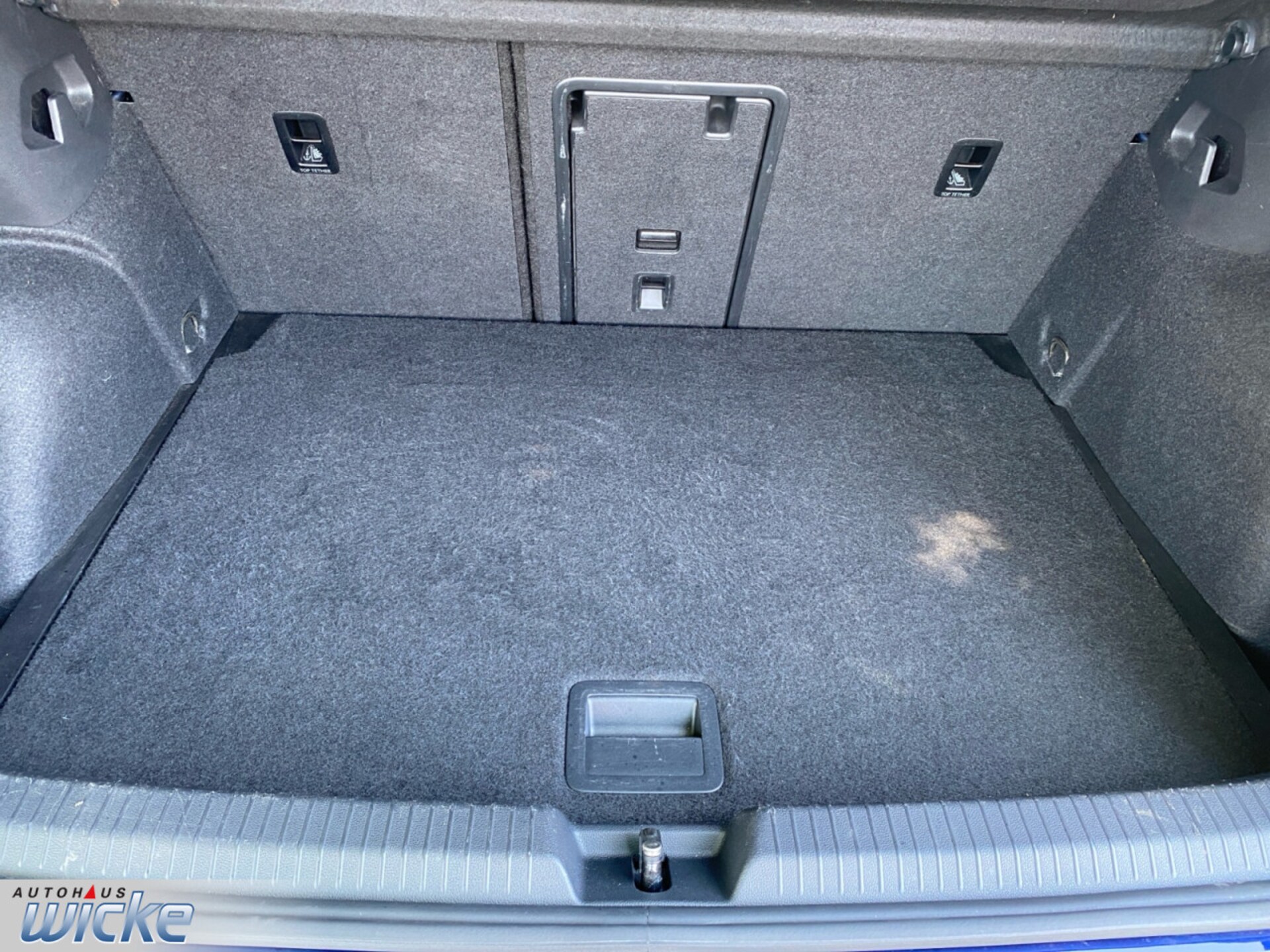 Volkswagen Golf Active