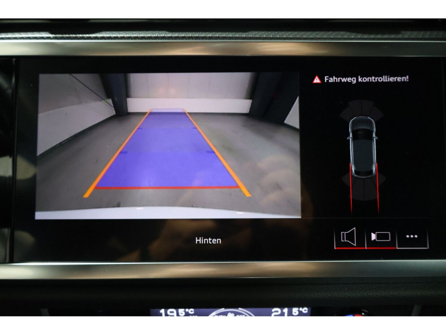 Bild über Audi Q3 Sportback S line 35 TDI S tronic - für weitere Informationen kontaktieren Sie den Audi Partner