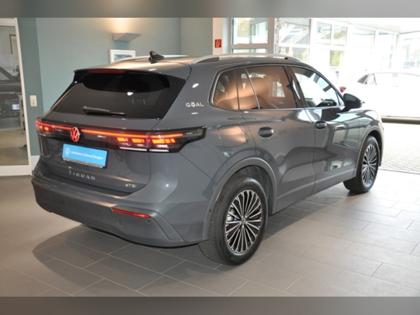 Volkswagen Tiguan – Bild 9