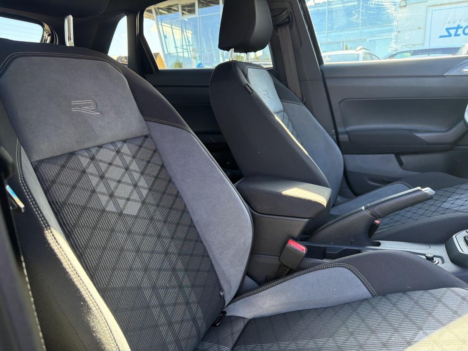 Volkswagen Polo – Bild 12