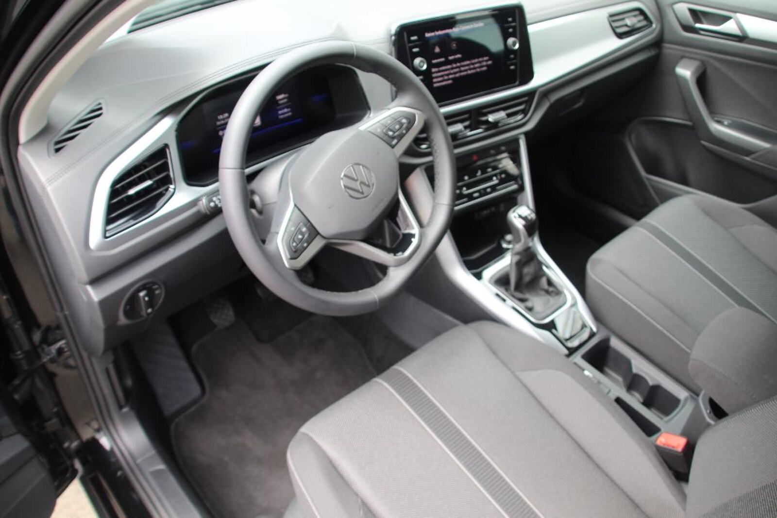 Volkswagen T-Roc – Bild 18