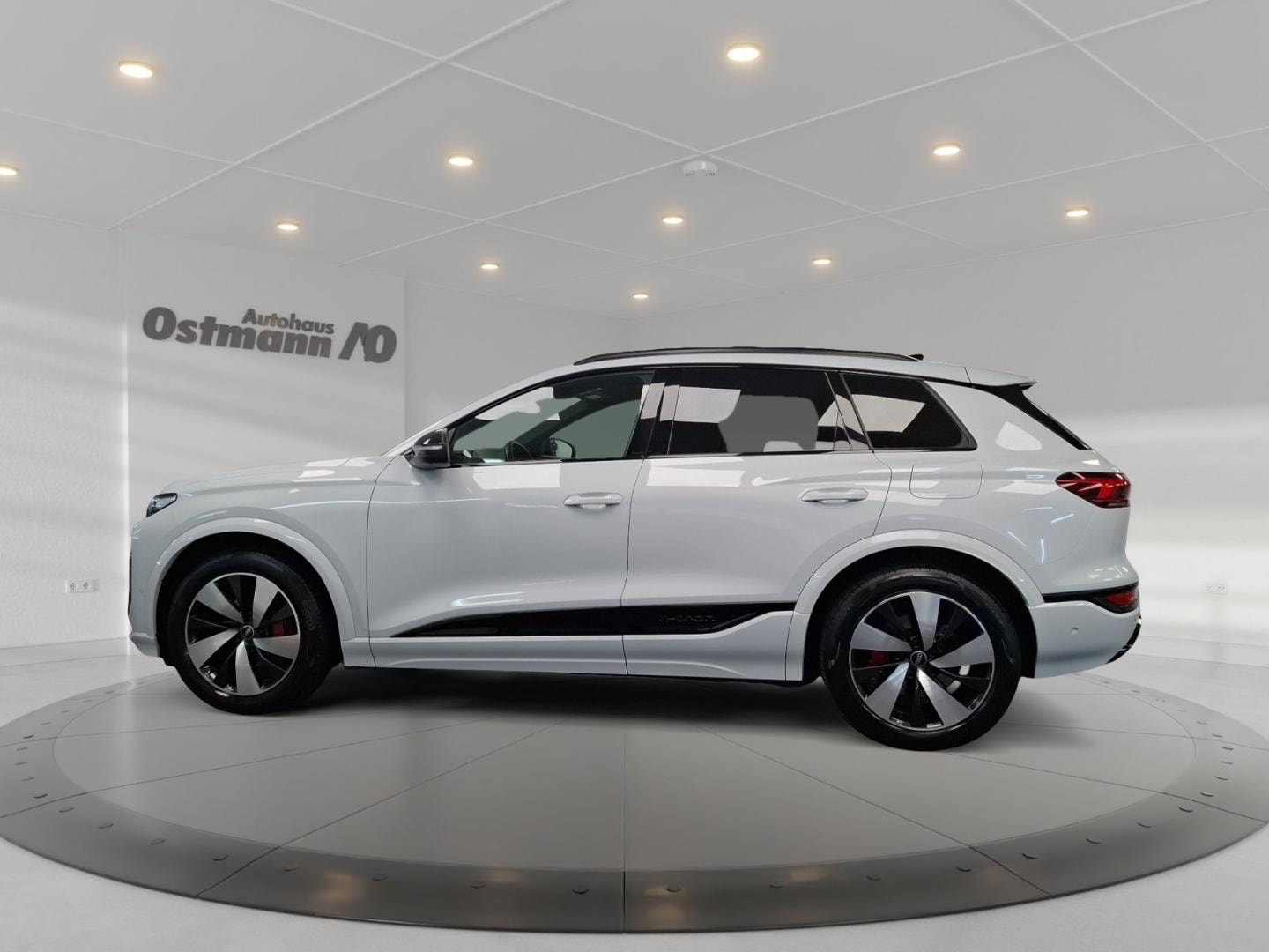 Bild über Audi Q6 SUV e-tron e-tron quattro - für weitere Informationen kontaktieren Sie den Audi Partner