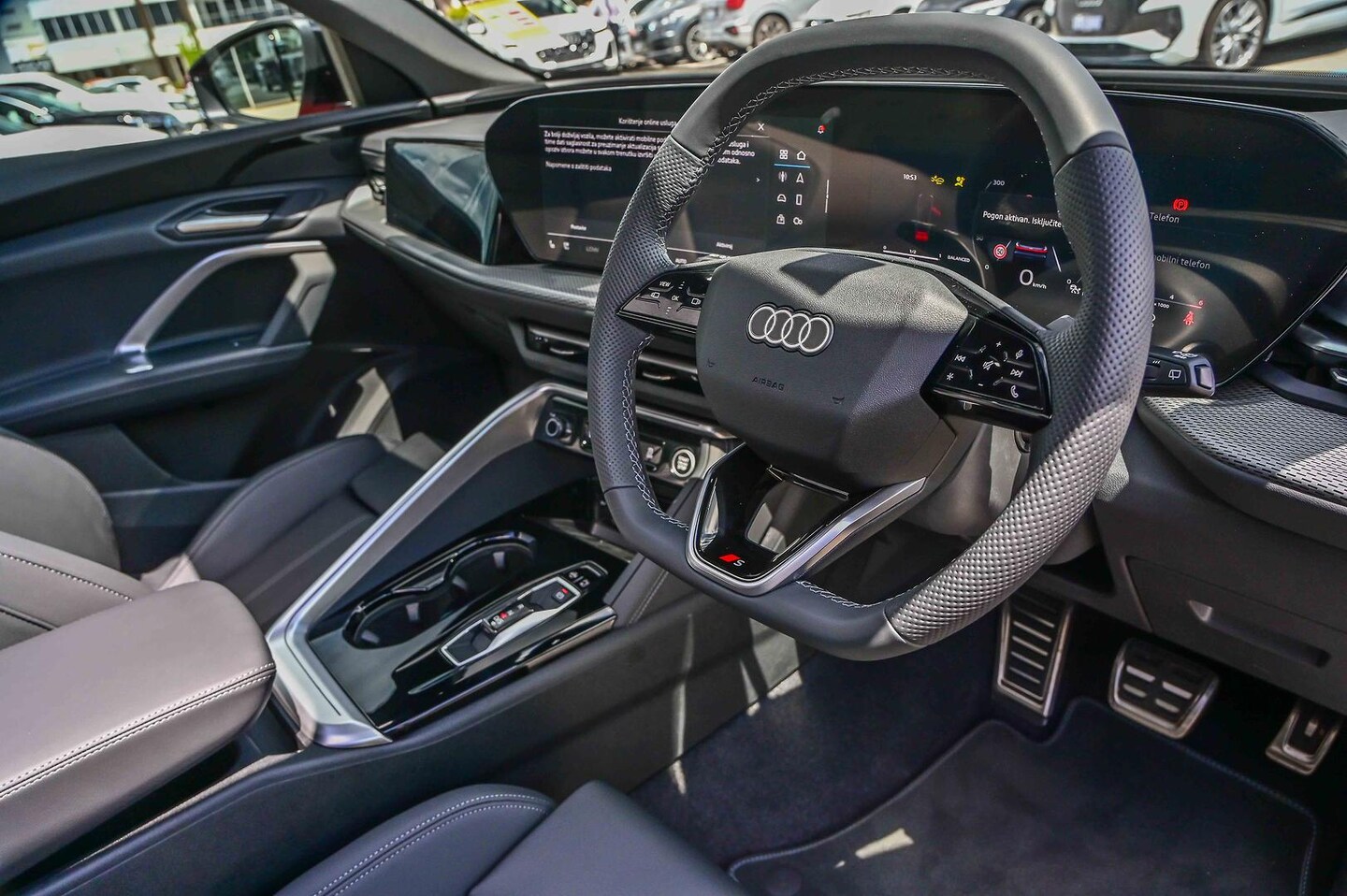 Image about Audi Q5 SUV TDI quattro 150 kW sport