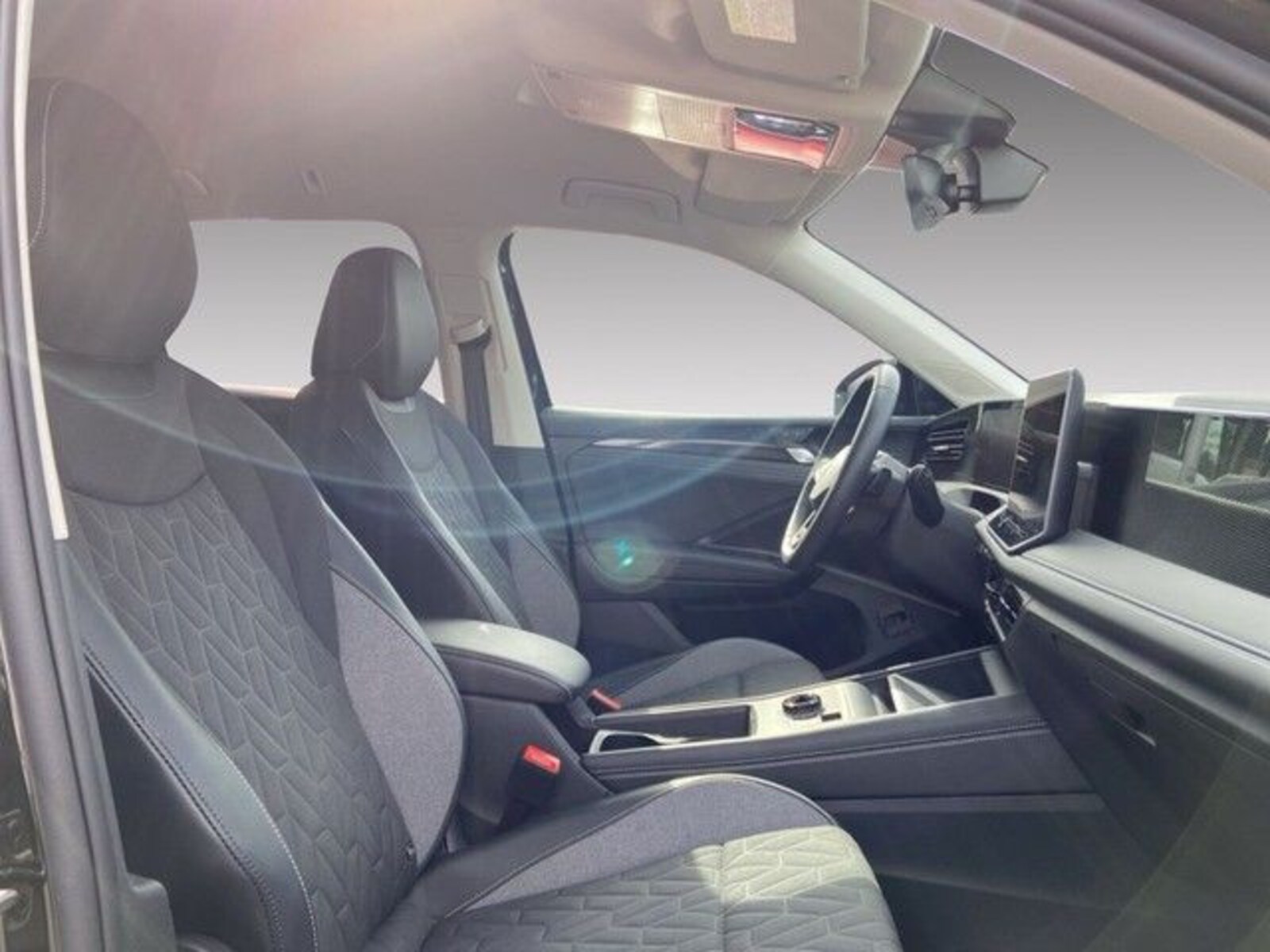 Volkswagen Tiguan – Bild 12