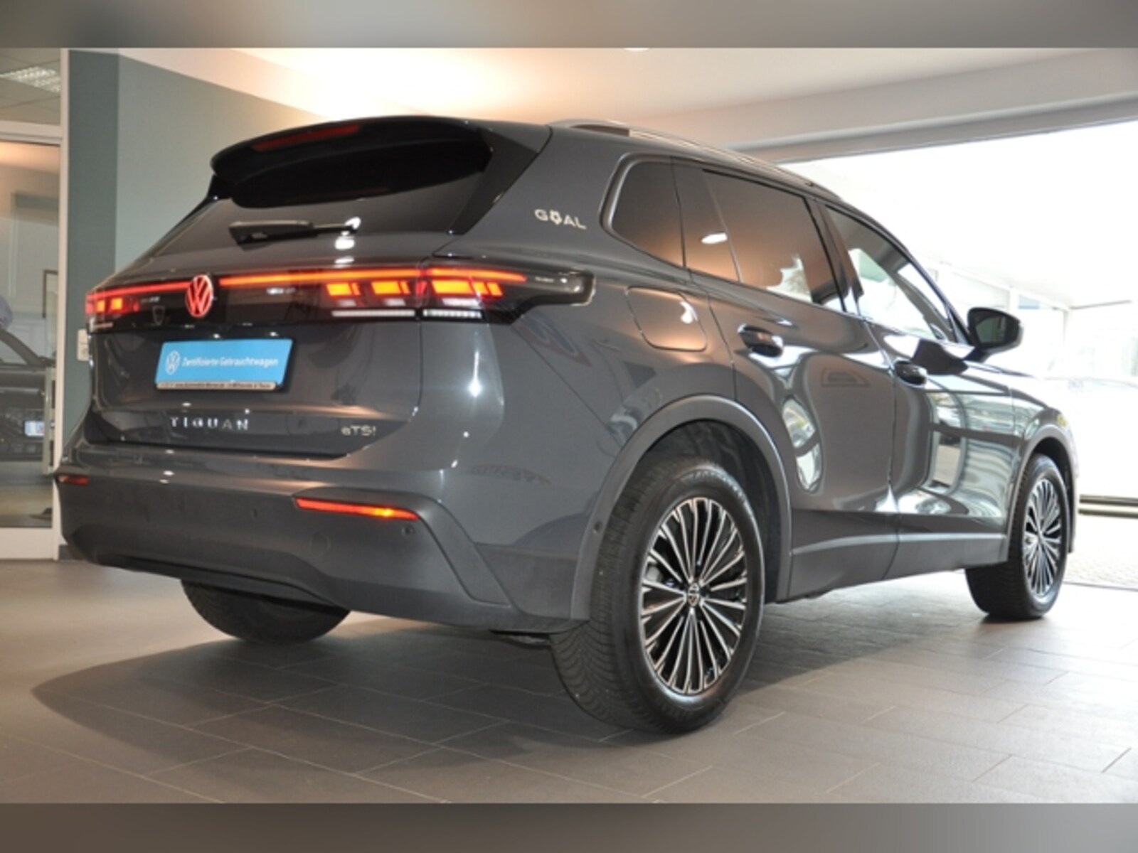 Volkswagen Tiguan – Bild 10