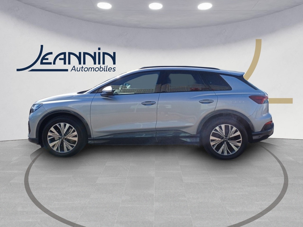 Image about Audi Q4 e-tron Executive 45 e-tron quattro 195,00 kW