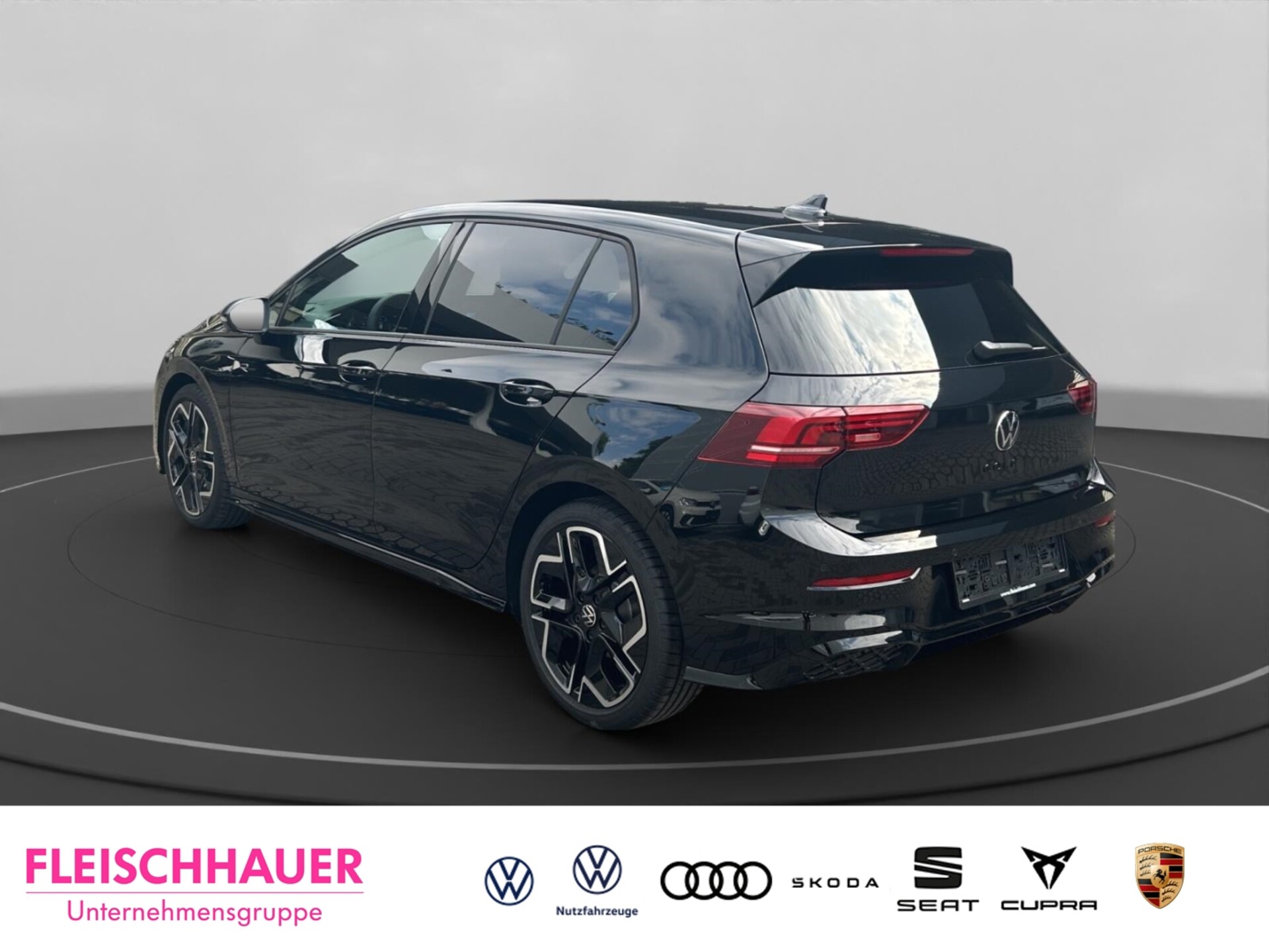 Volkswagen Golf R-Line