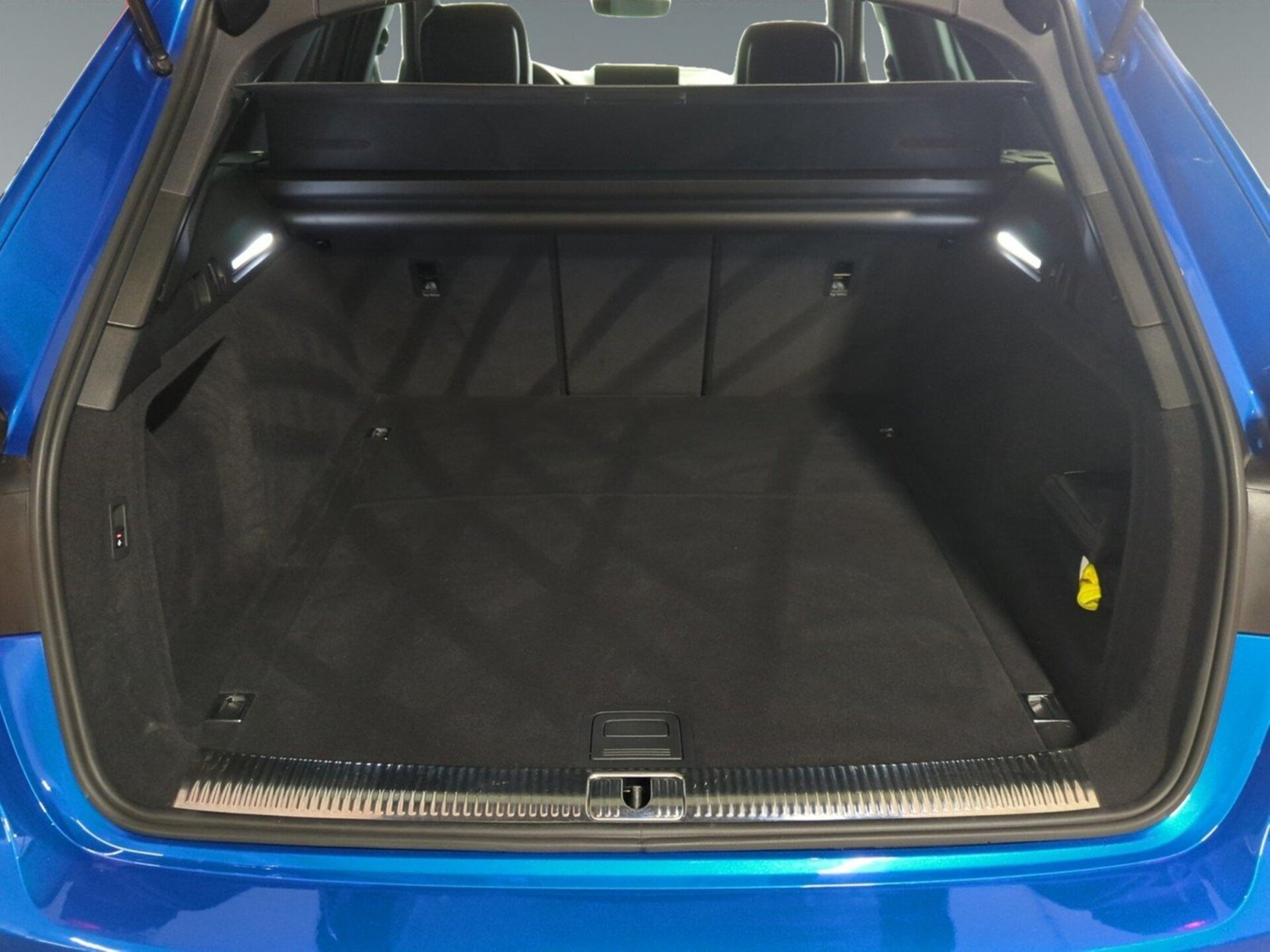 Audi A4 Avant S line
