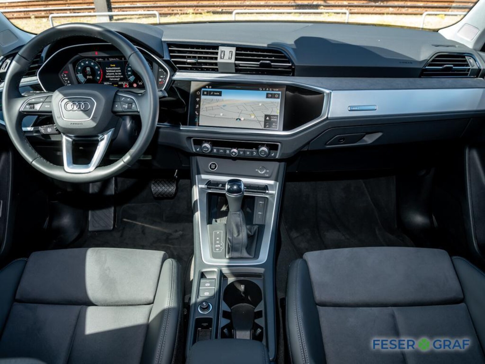 Audi Q3 – Bild 8
