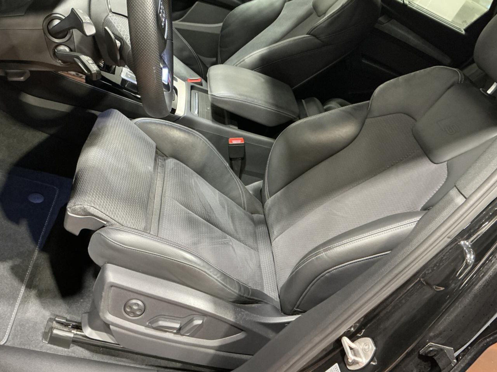 Audi SQ5 SUV
