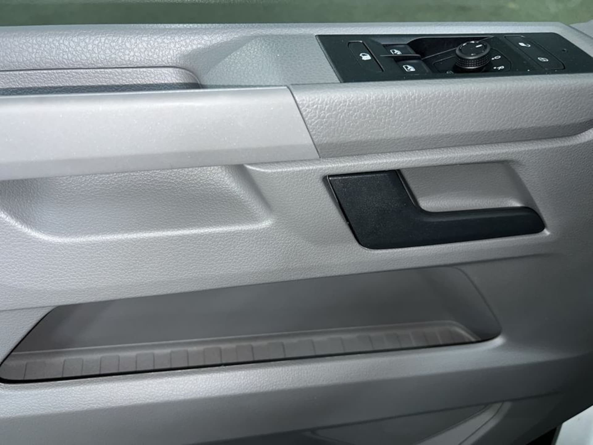 Volkswagen T6.1 Transporter Kasten kurzer Radstand
