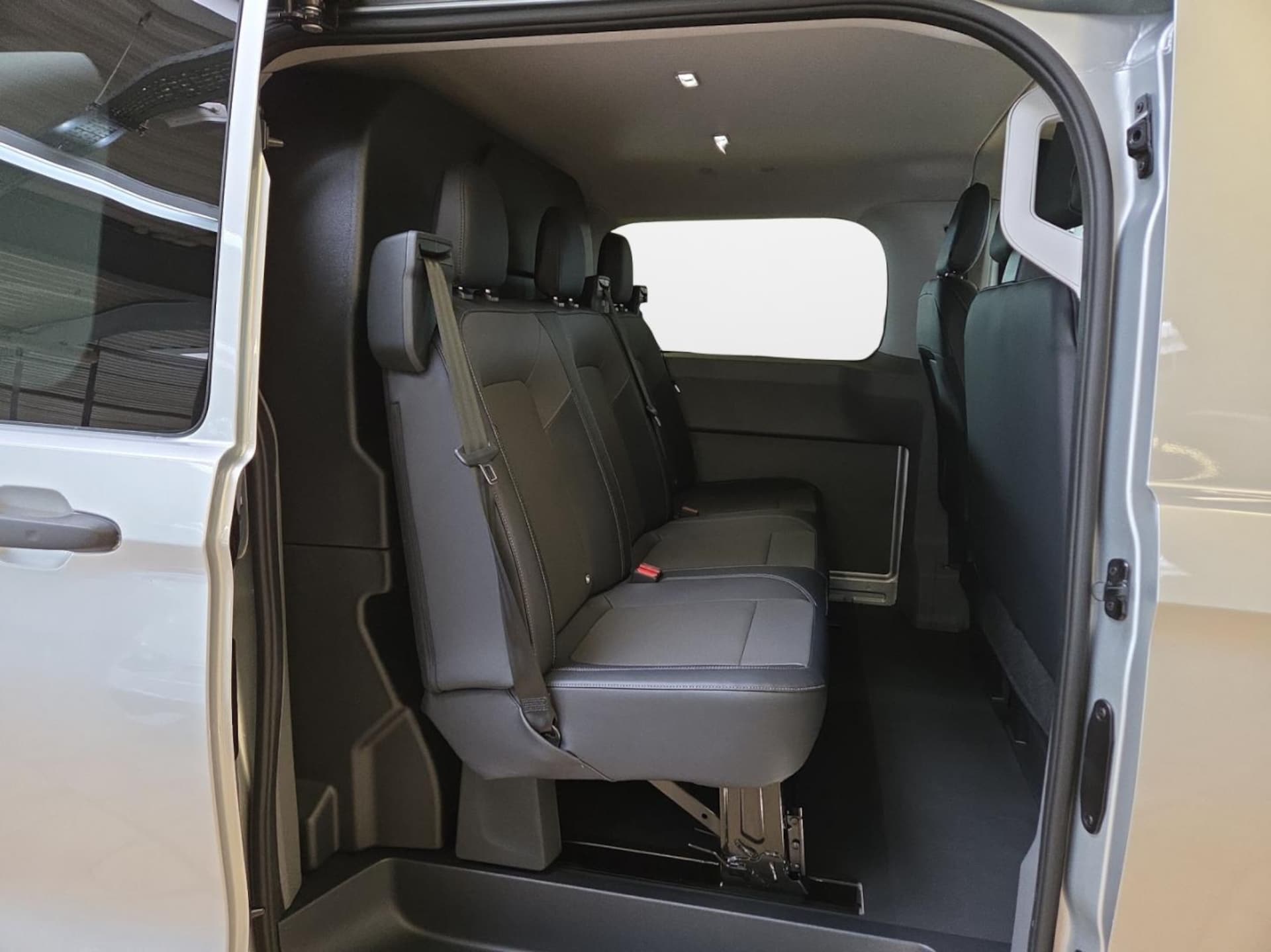 Volkswagen Transporter Kasten langer Radstand Plus