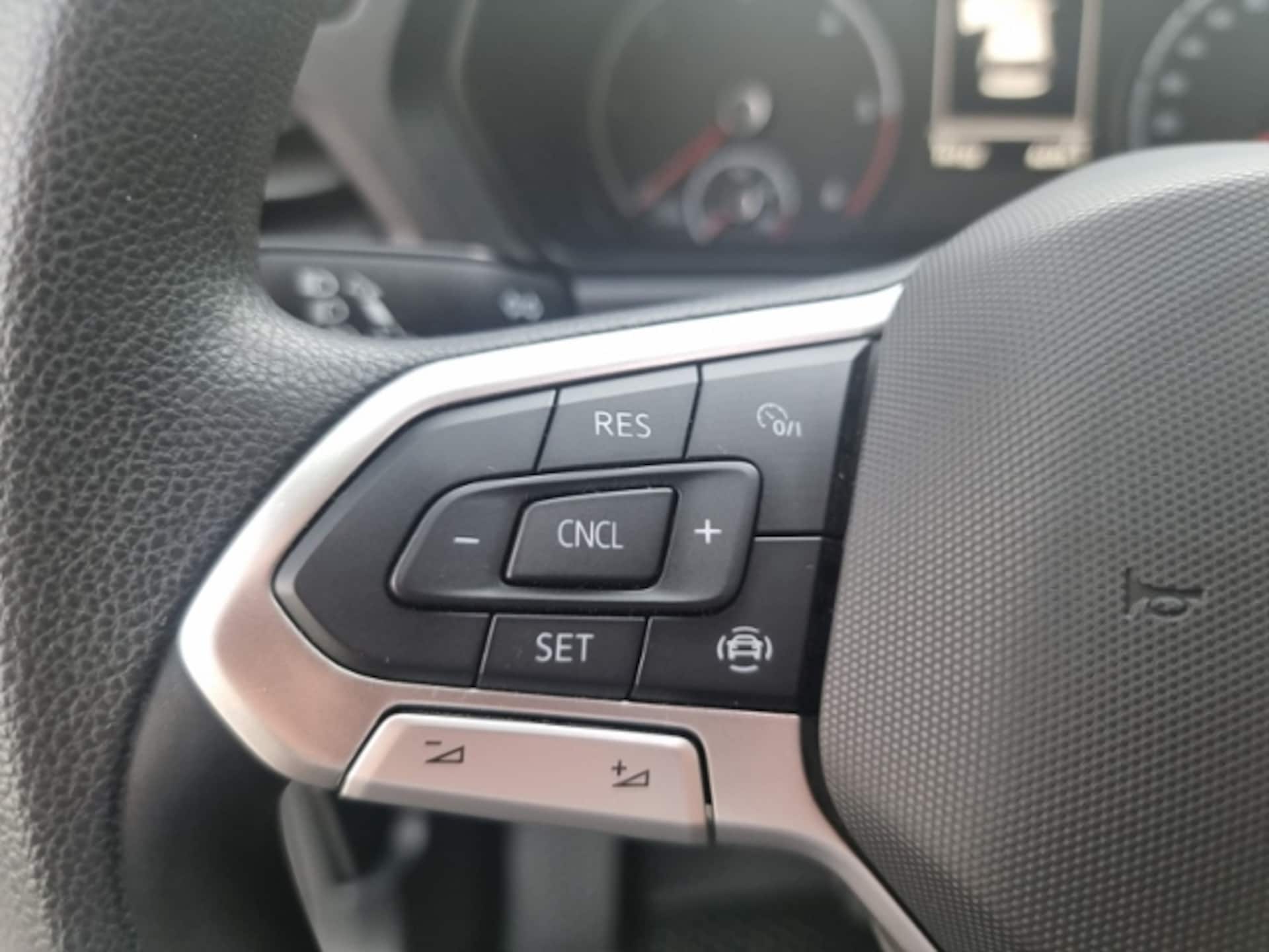 Volkswagen Caddy Maxi Basis-Modell