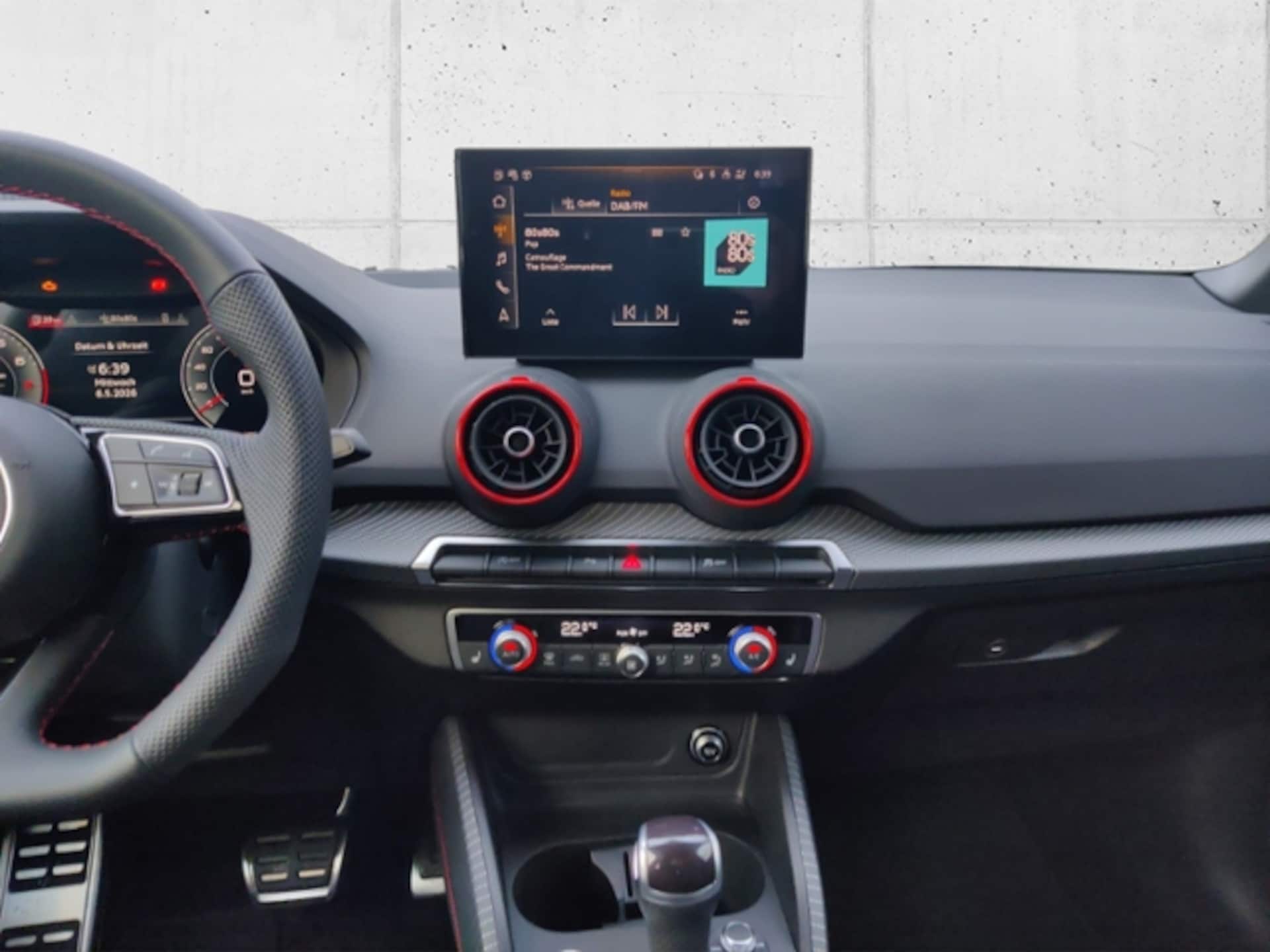 Audi Q2 S line