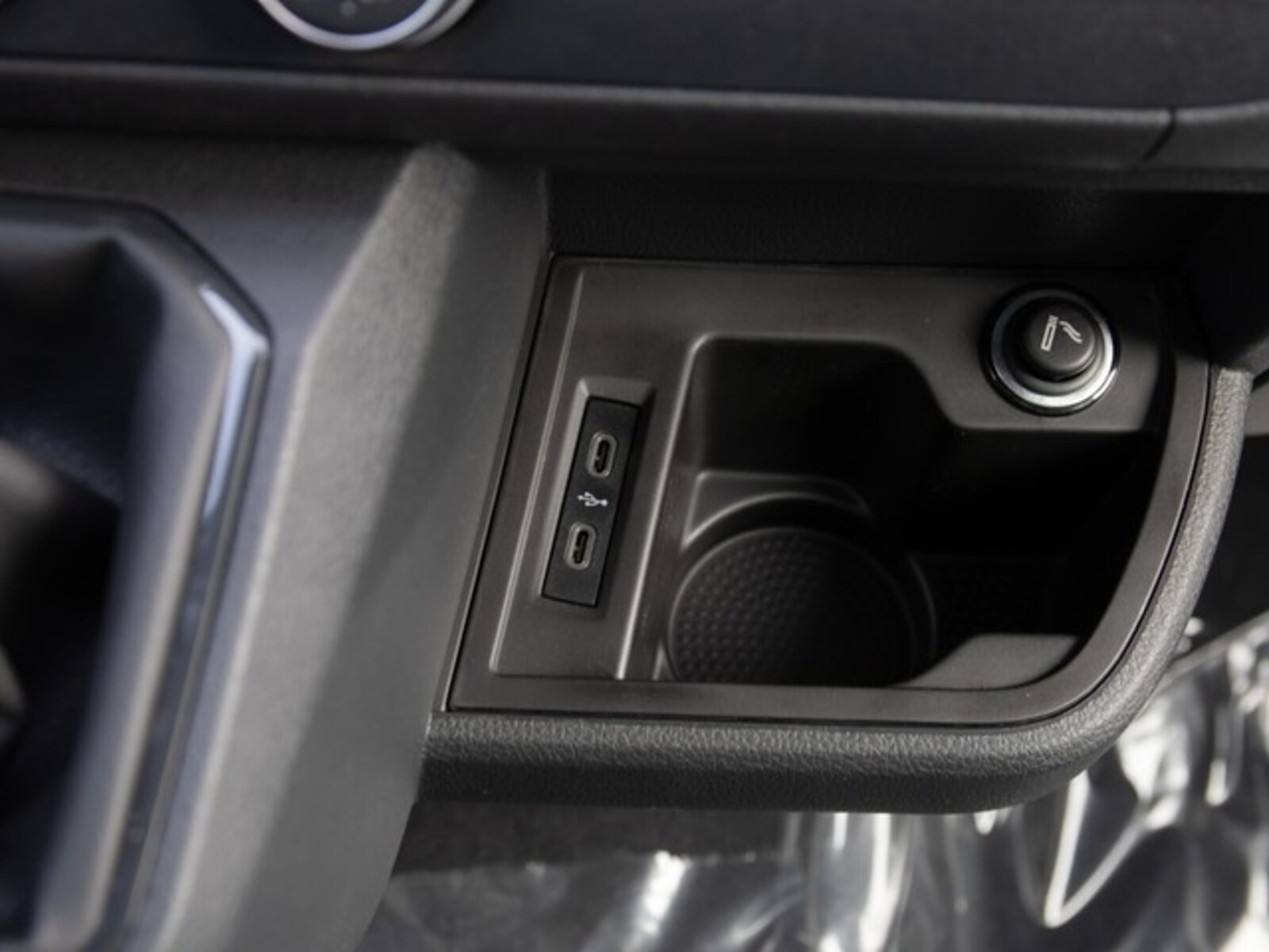 Volkswagen T6.1 California – Bild 12