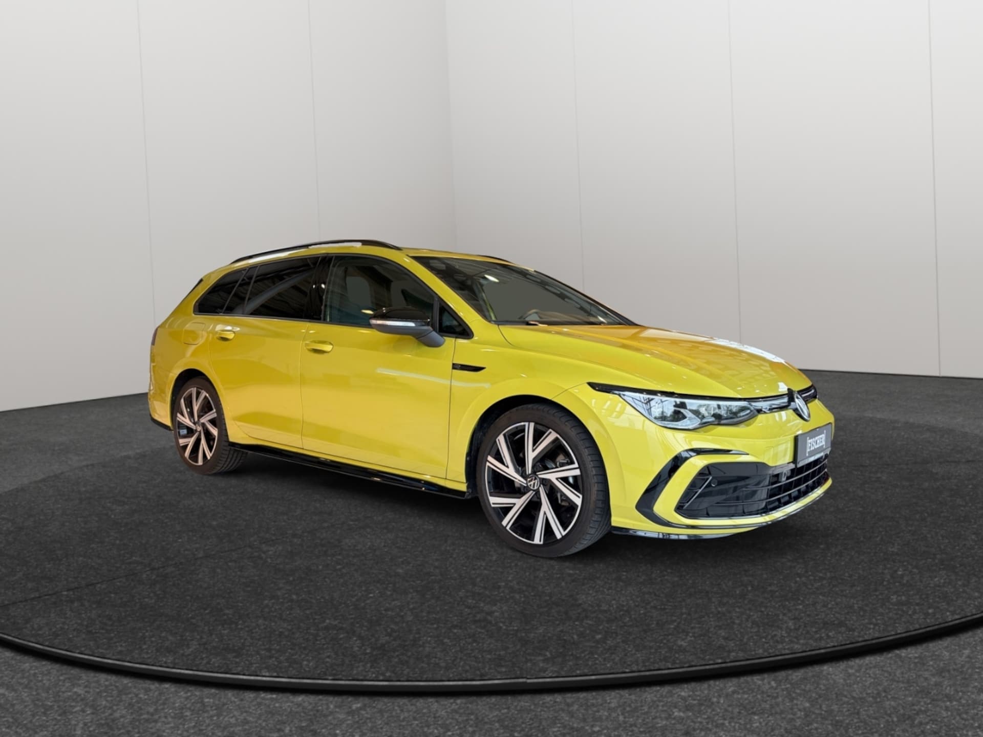 Volkswagen Golf Variant R-Line