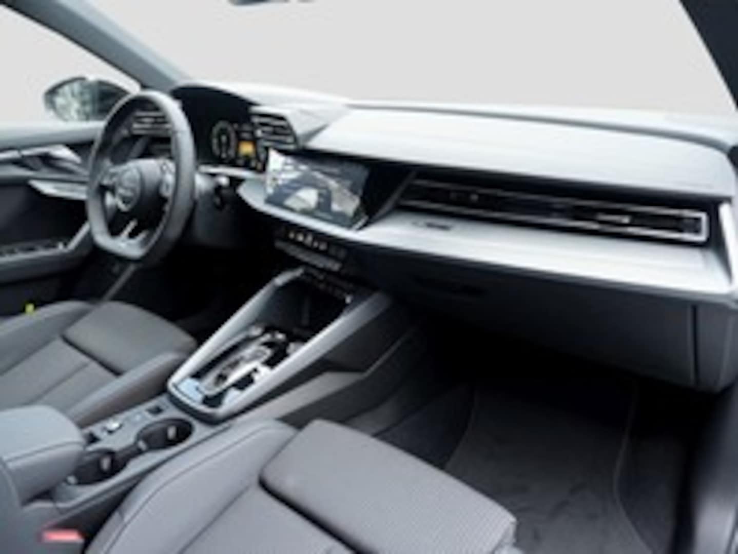 Bild über Audi A3 Sportback TFSI e TFSI e 150 kW S tronic - für weitere Informationen kontaktieren Sie den Audi Partner