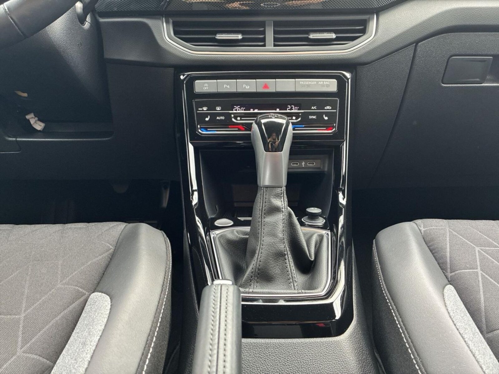 Volkswagen T-Cross – Bild 14