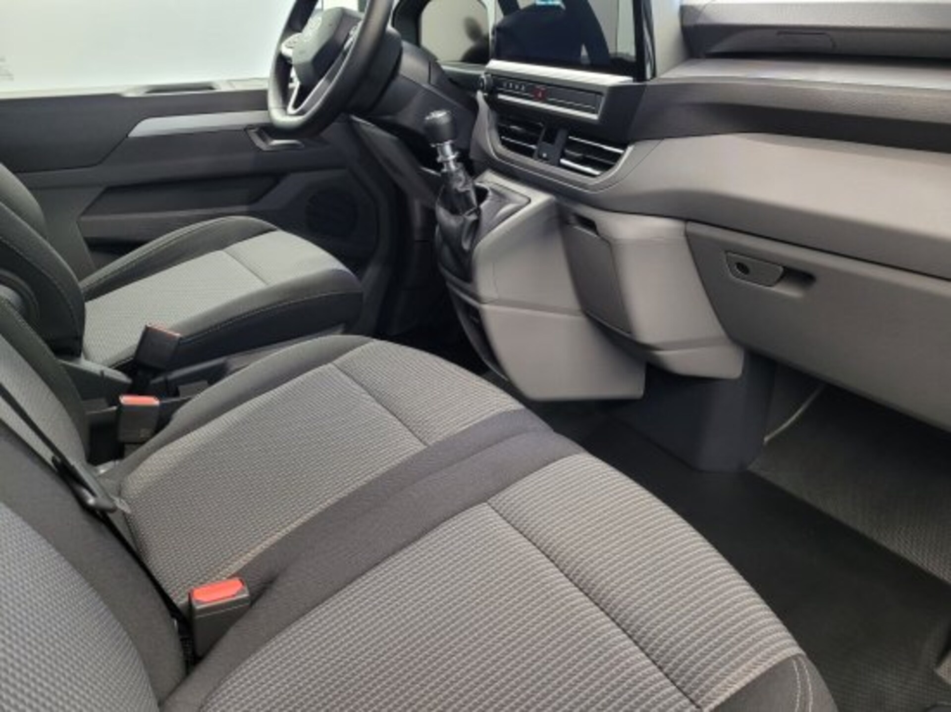 Volkswagen Transporter Kasten langer Radstand