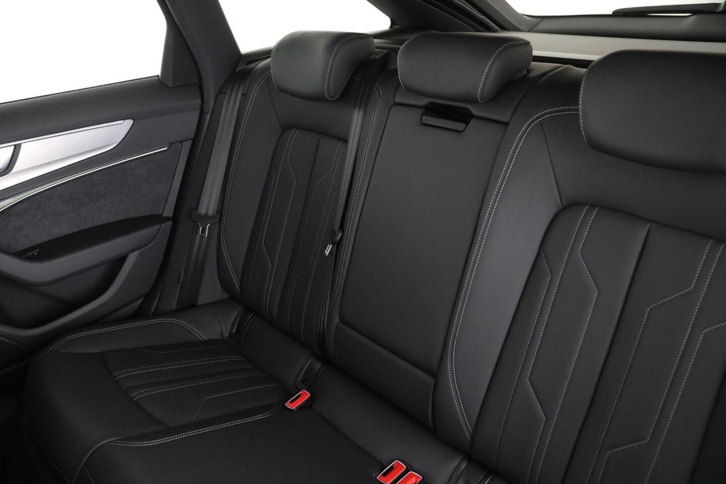 Bild über Audi A6 Avant S line 45 TFSI S tronic - für weitere Informationen kontaktieren Sie den Audi Partner