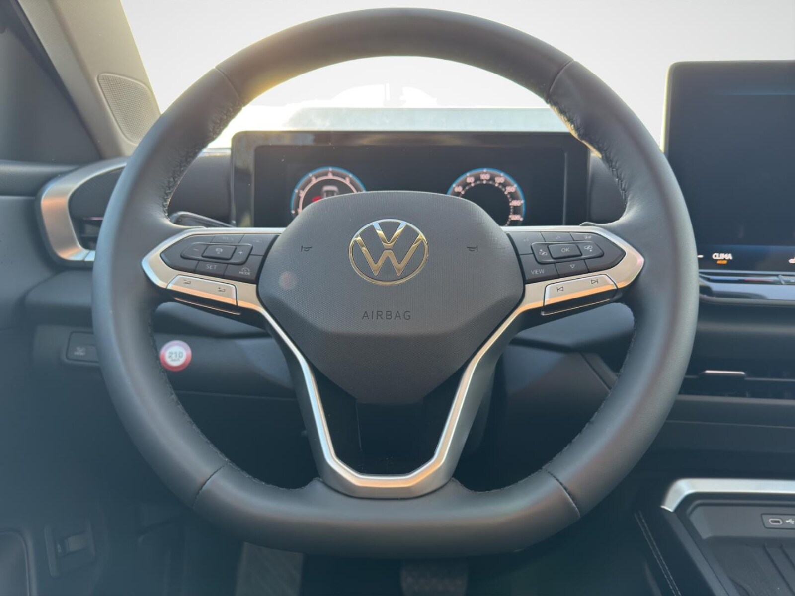 Volkswagen T-Roc – Bild 9