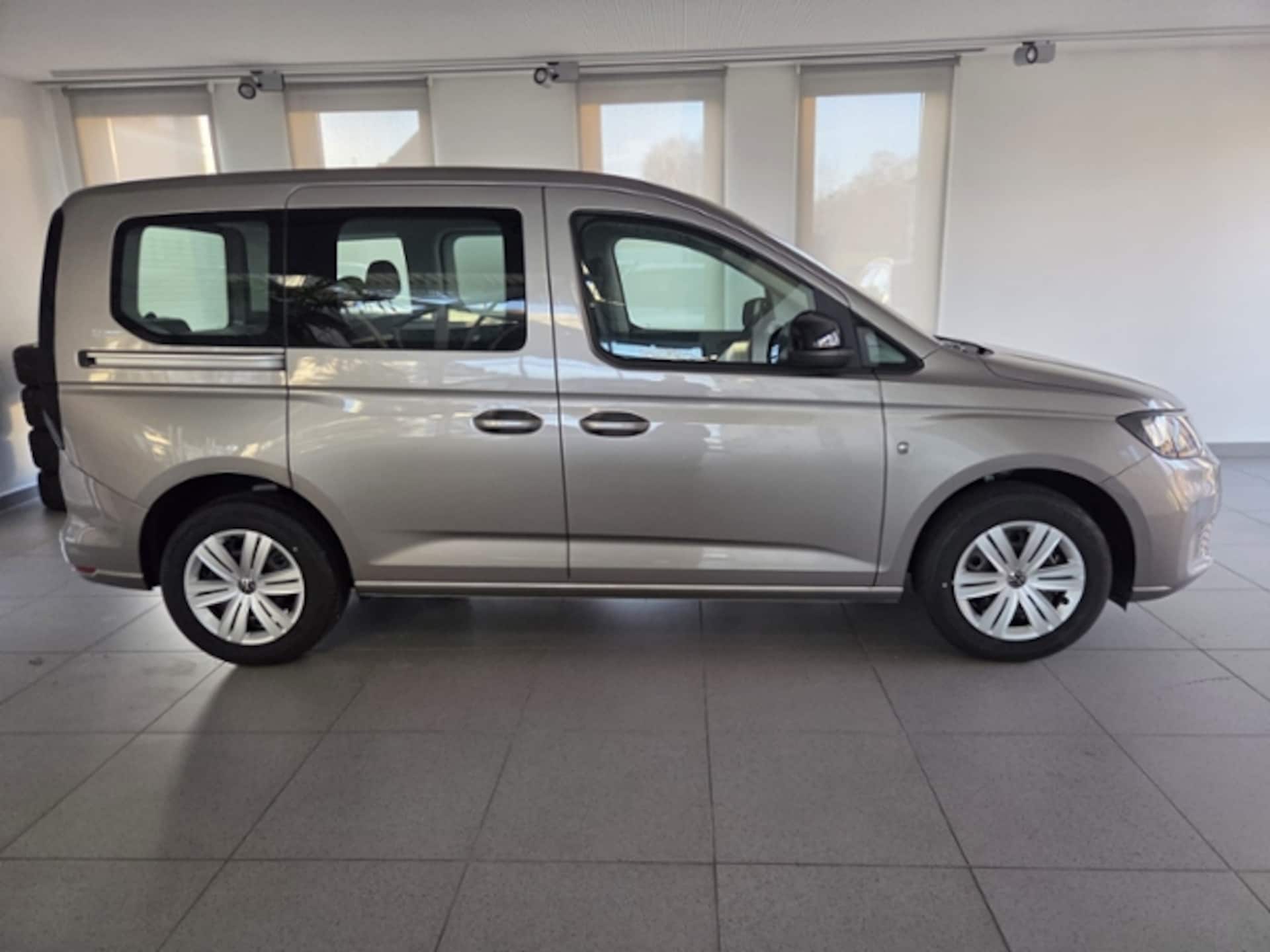 Volkswagen Caddy Basis-Modell