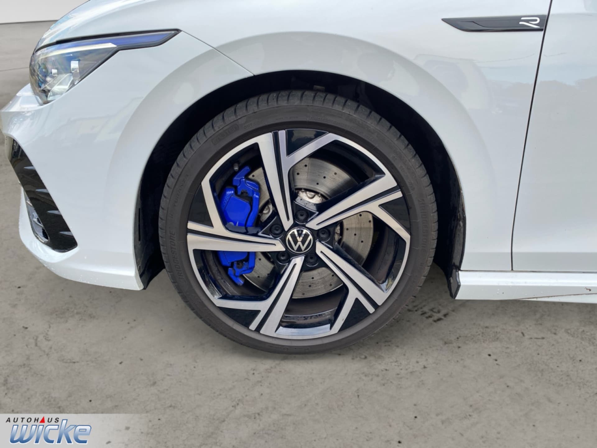Volkswagen Golf R