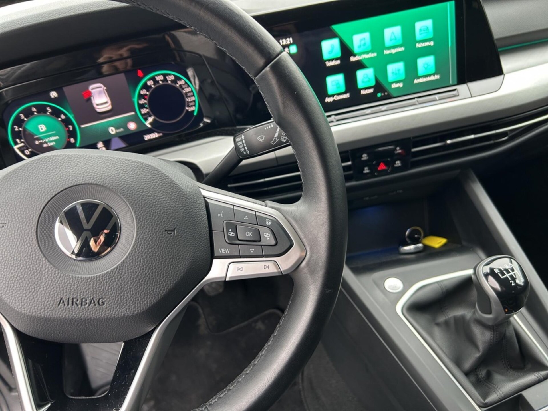 Volkswagen Golf Life