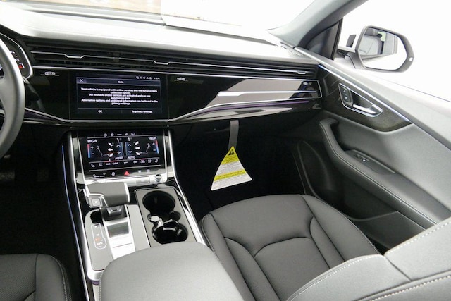2026 Audi Q8 Premium Plus - Photo 25
