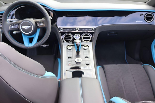 2025 Bentley Continental GTC