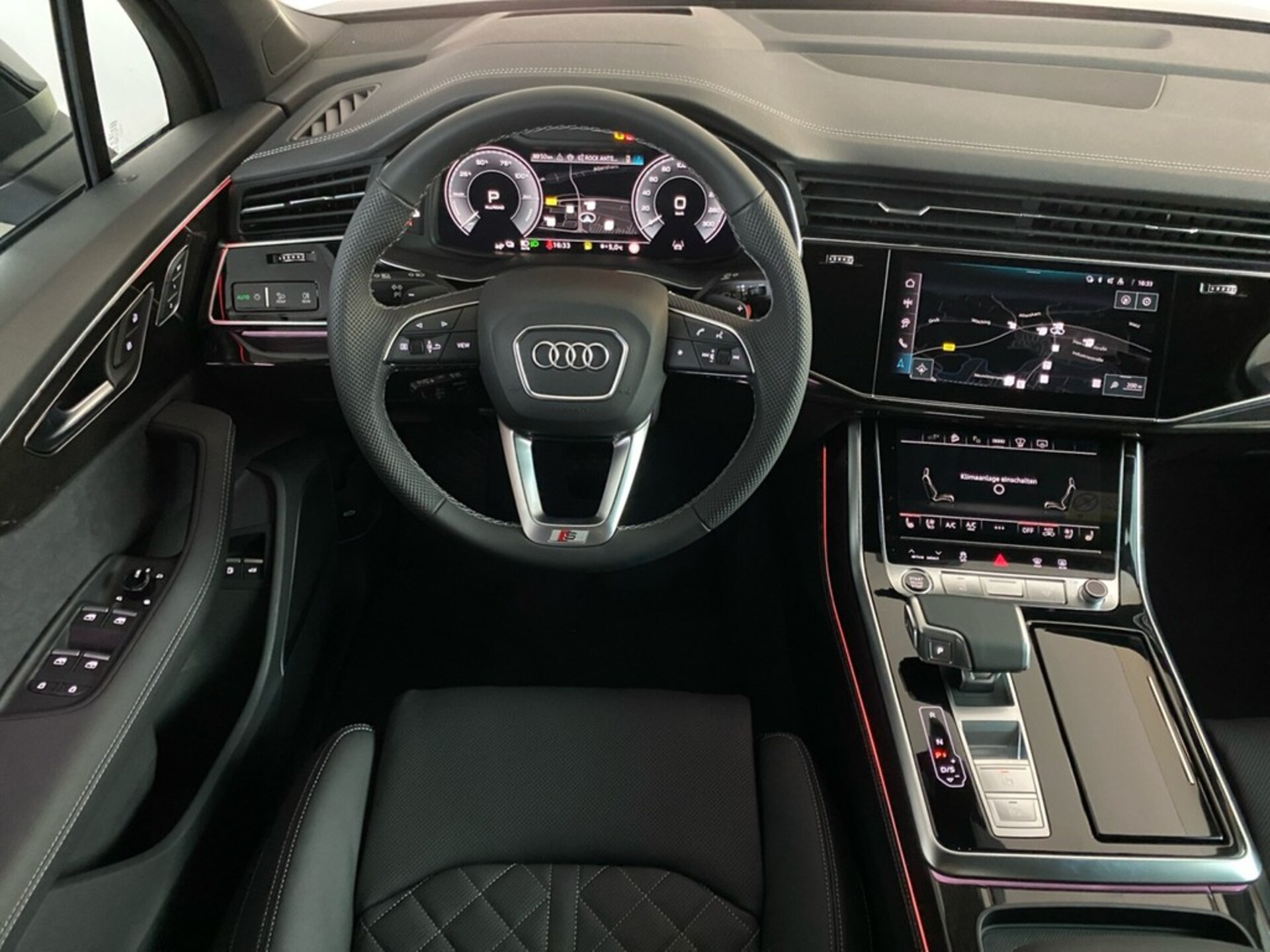 Audi Q7 SUV TFSI e S line
