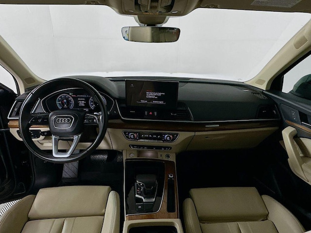 2024 Audi Q5 TFSI e