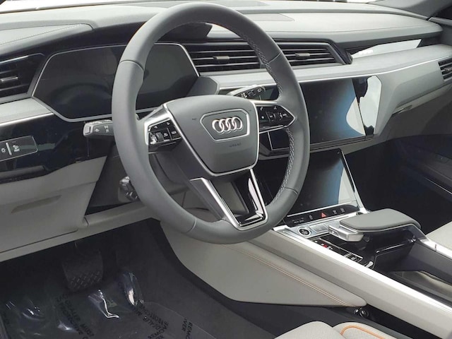 2024 Audi Q8 e-tron