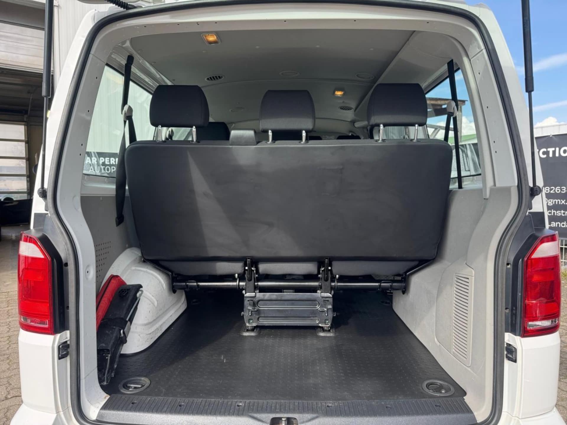 Volkswagen T6 Transporter Kombi kurzer Radstand