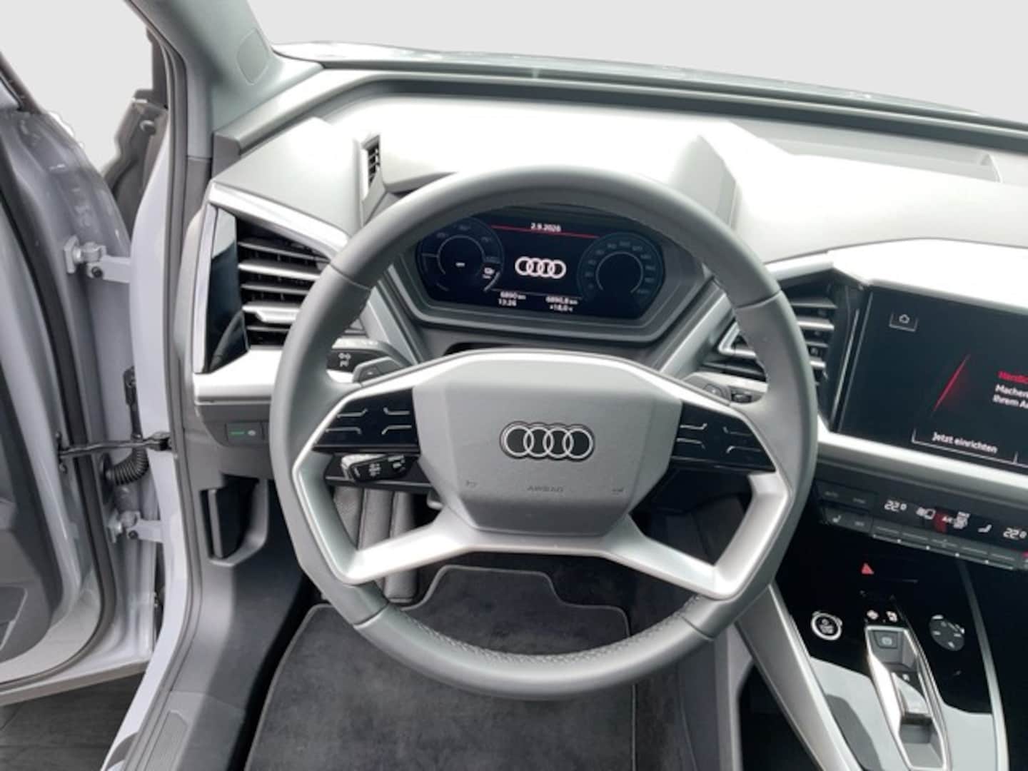 Bild über Audi Q4 Sportback e-tron 40 e-tron - für weitere Informationen kontaktieren Sie den Audi Partner