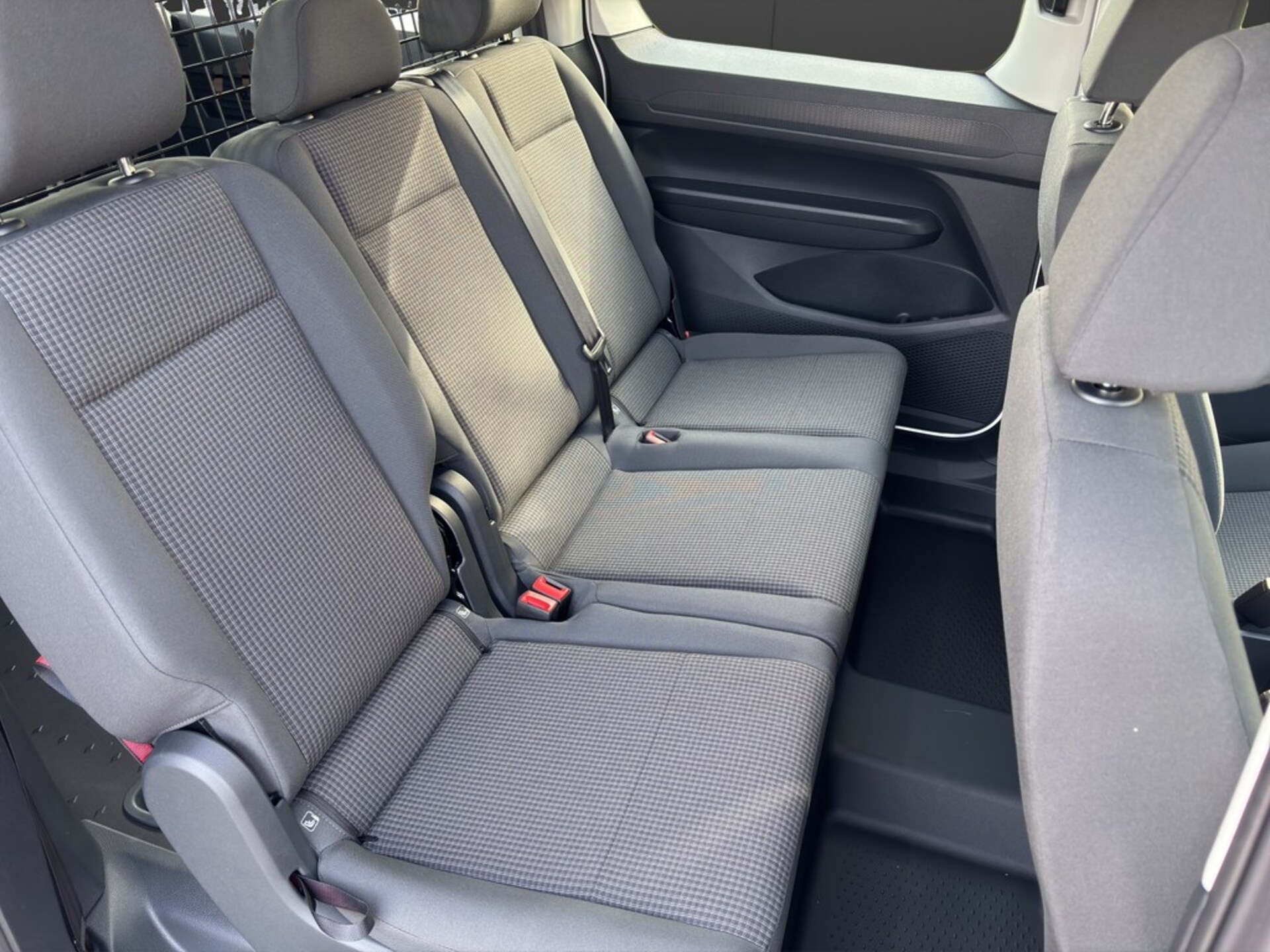 Volkswagen Caddy Maxi Basis-Modell