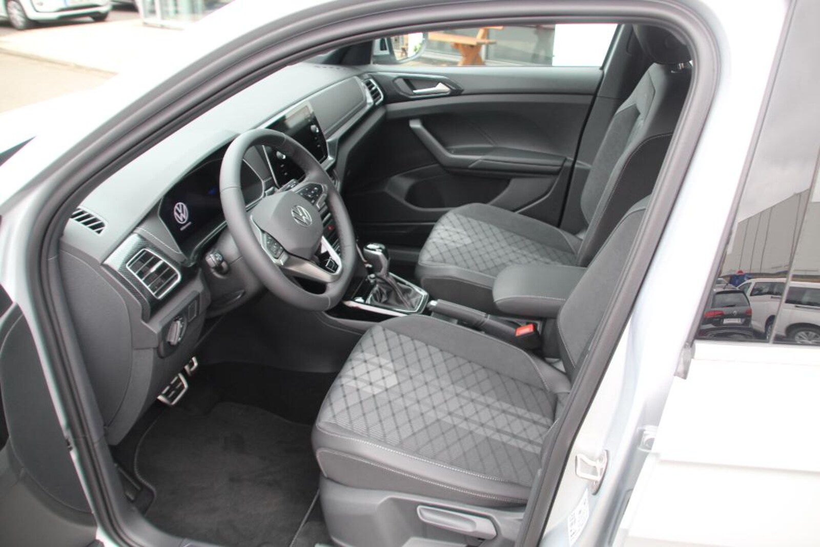 Volkswagen T-Cross – Bild 15