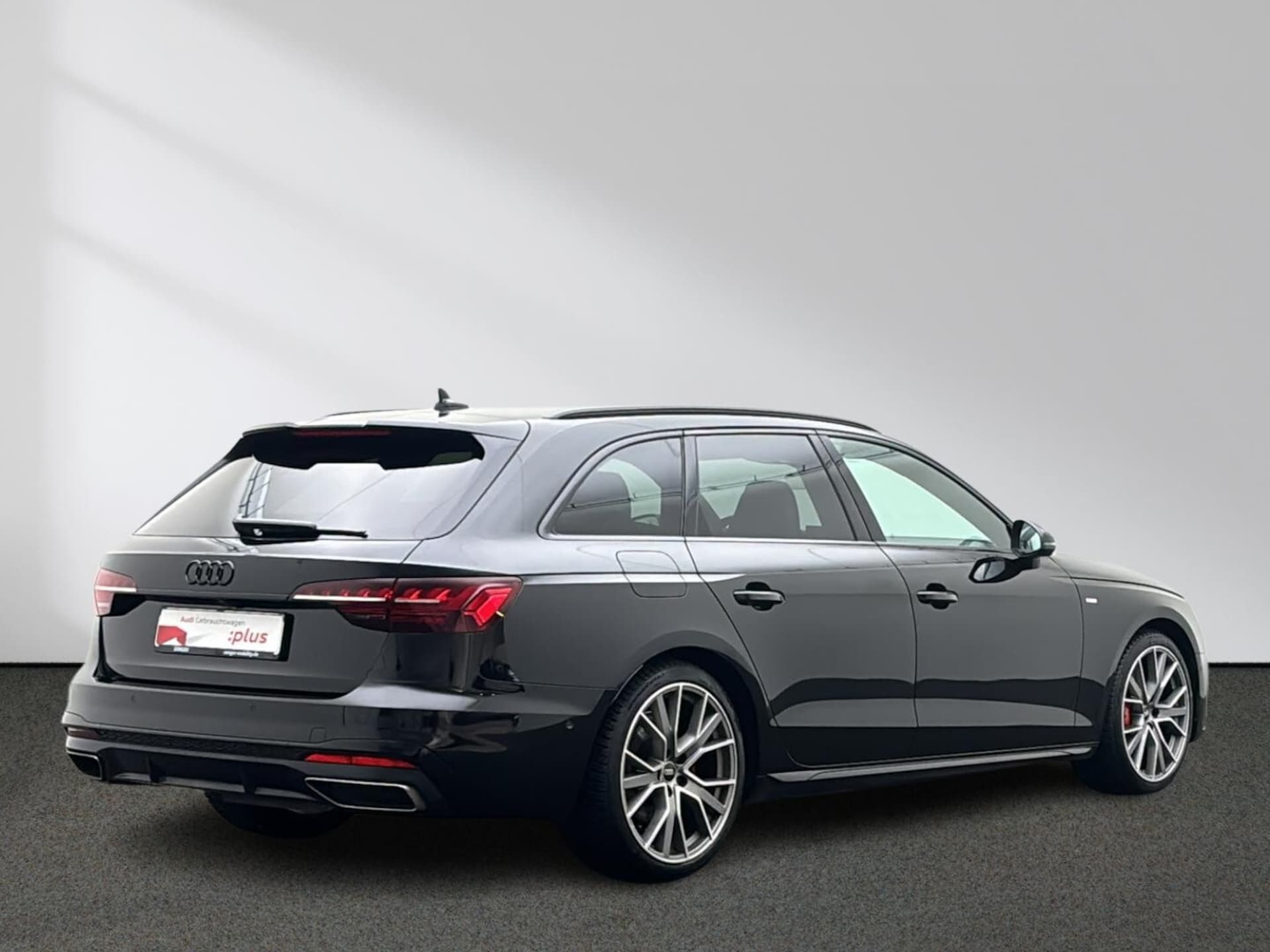 Audi A4 Avant S line