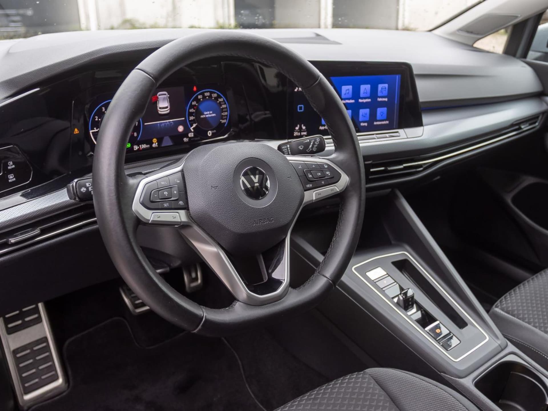 Volkswagen Golf Active