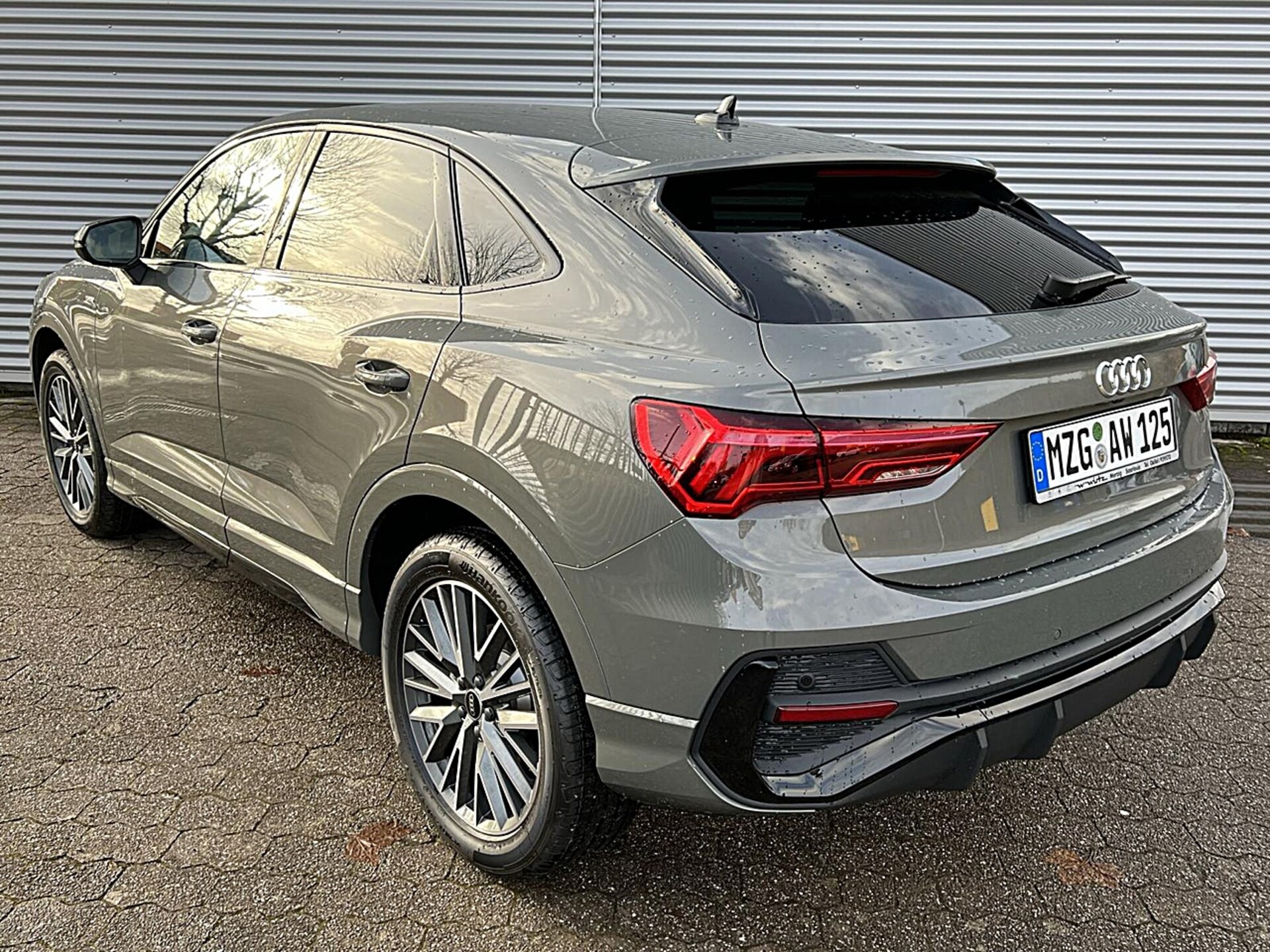 Audi Q3 Sportback S line